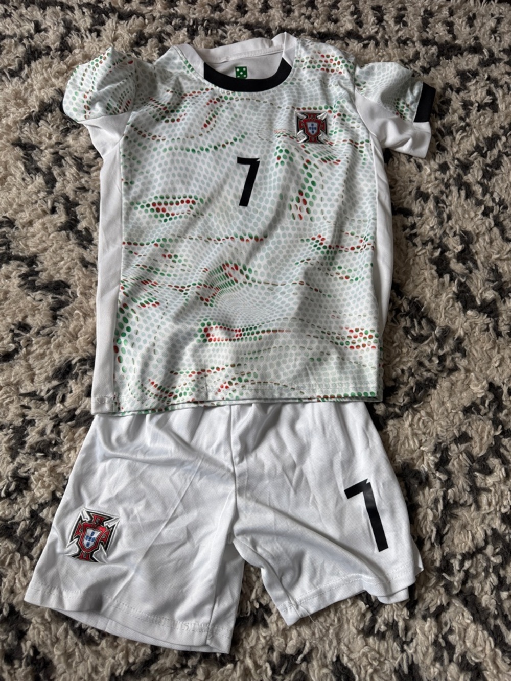 Ronaldo Soccer Kit, Kids size 24